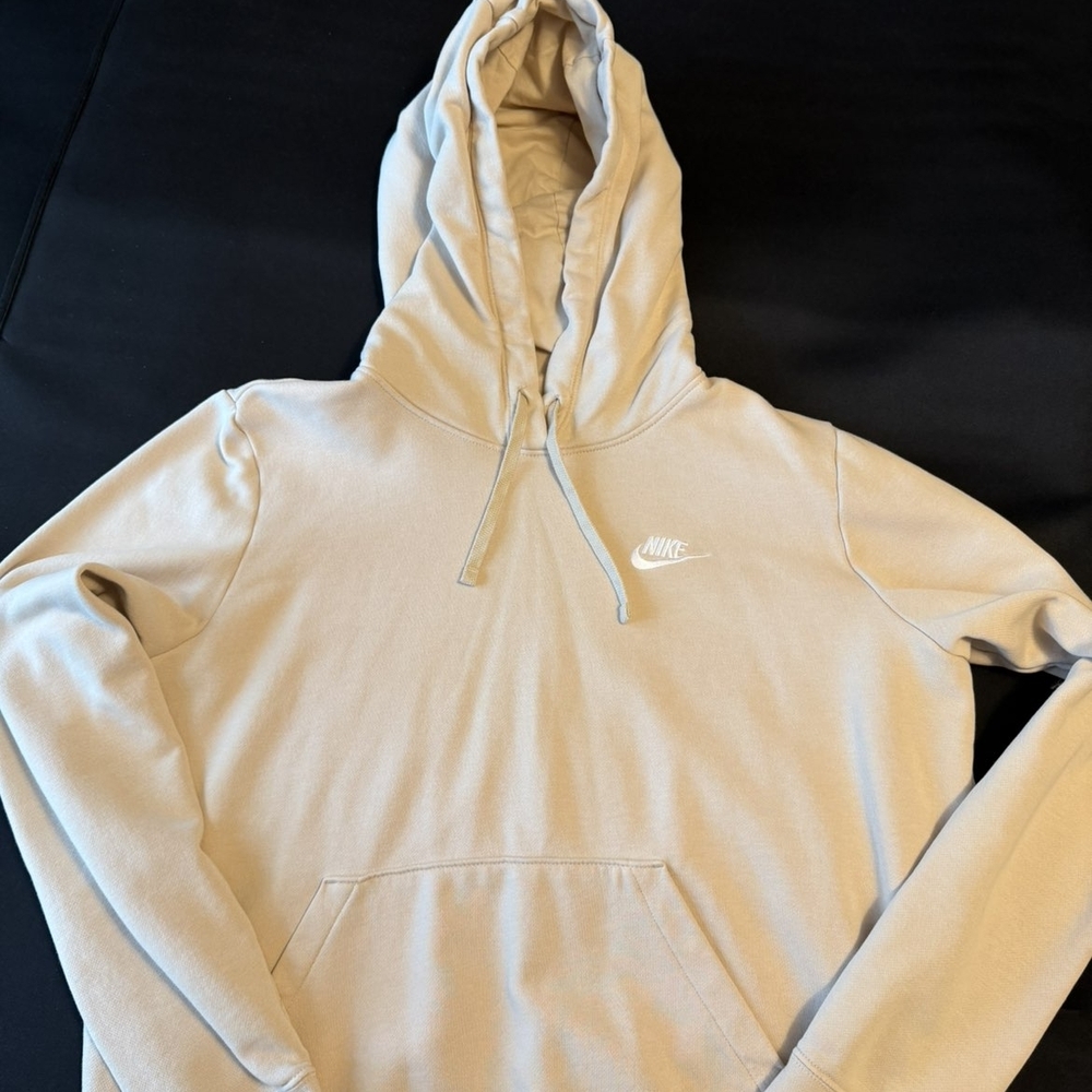 Nike Tan Essential Pullover Hoodie Size M